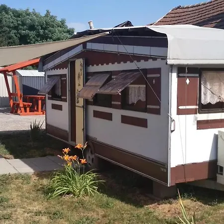 Bakcso Vendeghaz Apartament
